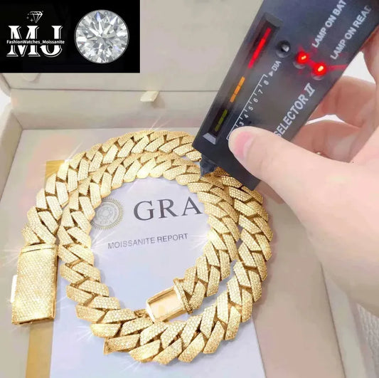 Custom Moissanite Diamond Pendant with Cuban Link Chain – Personalized Name Design