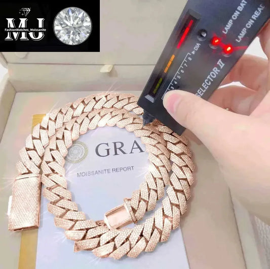 Custom Moissanite Diamond Pendant with Cuban Link Chain – Personalized Name Design